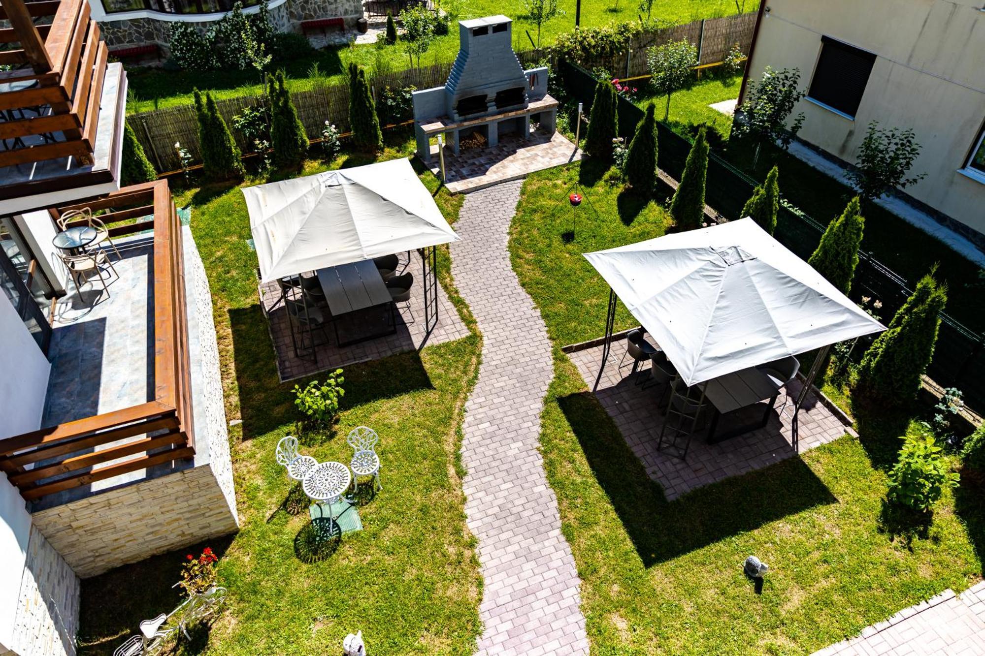 Yael Luxury Apartments 2 Buşteni Exterior foto