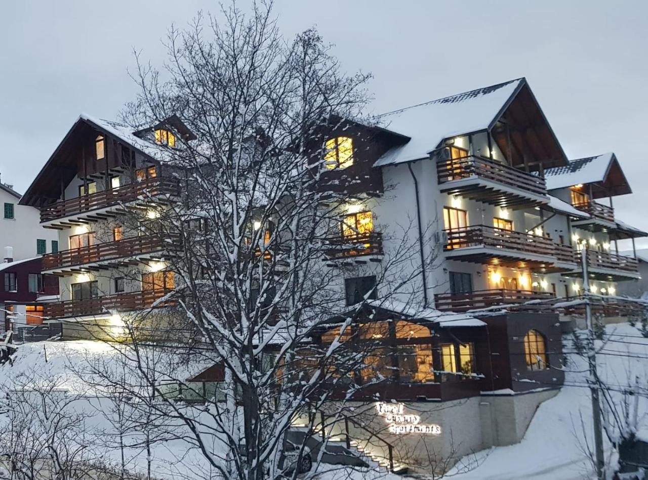 Yael Luxury Apartments 2 Buşteni Exterior foto